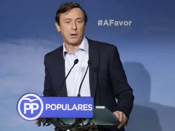 El portavoz del PP en el Congreso, Rafael Hernando, durante la rueda de prensa ofrecida hoy en la sede del partido, en Madrid El portavoz del PP en el Congreso, Rafael Hernando, durante la rueda de prensa ofrecida hoy en la sede del partido, en Madrid