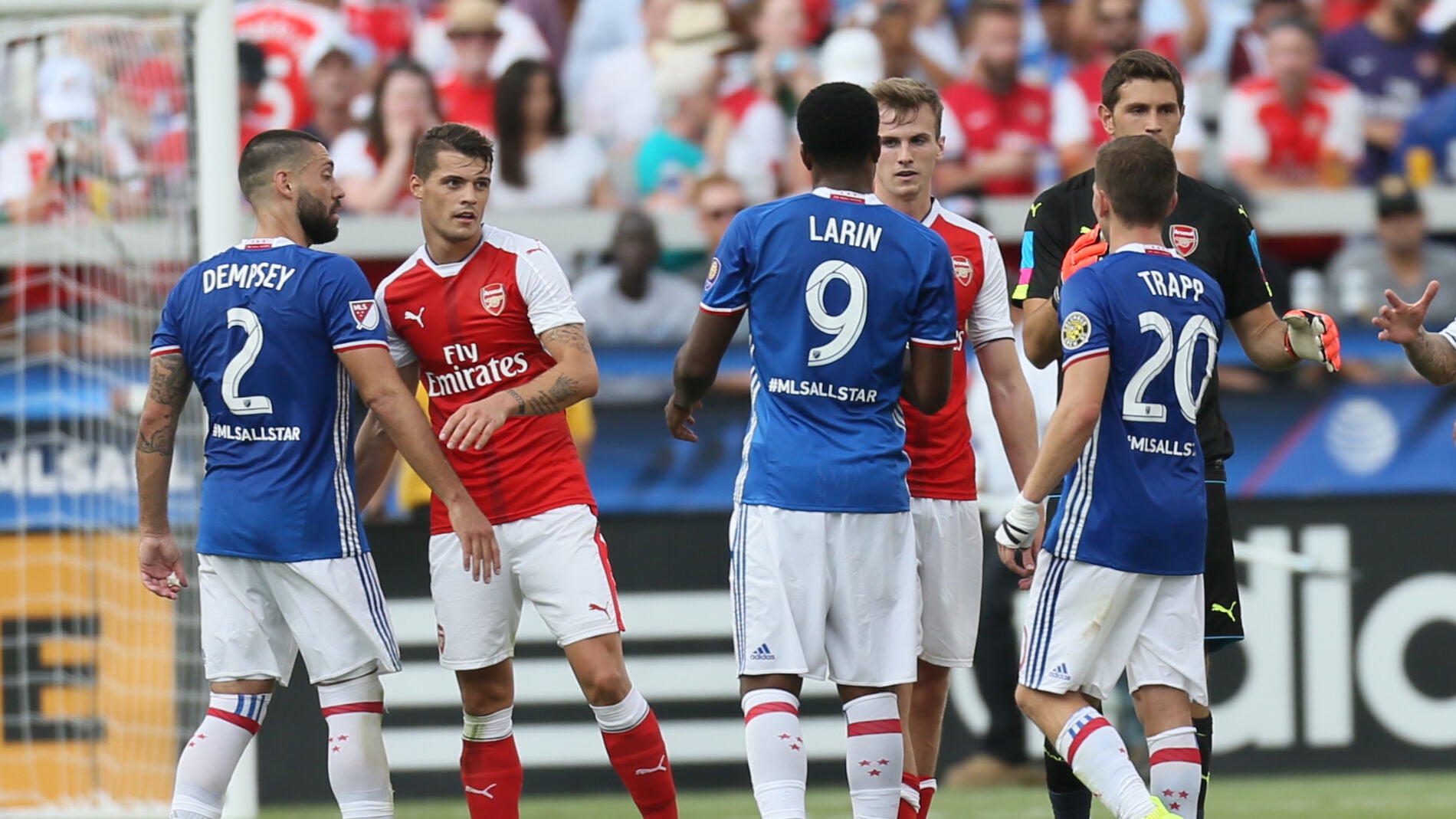El Arsenal en su partido ante la MLS
