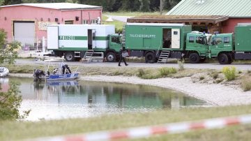 La policía alemana durante las labores de rescate