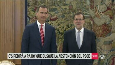 La vida política de España sigue pendiente de las negociaciones de Mariano Rajoy