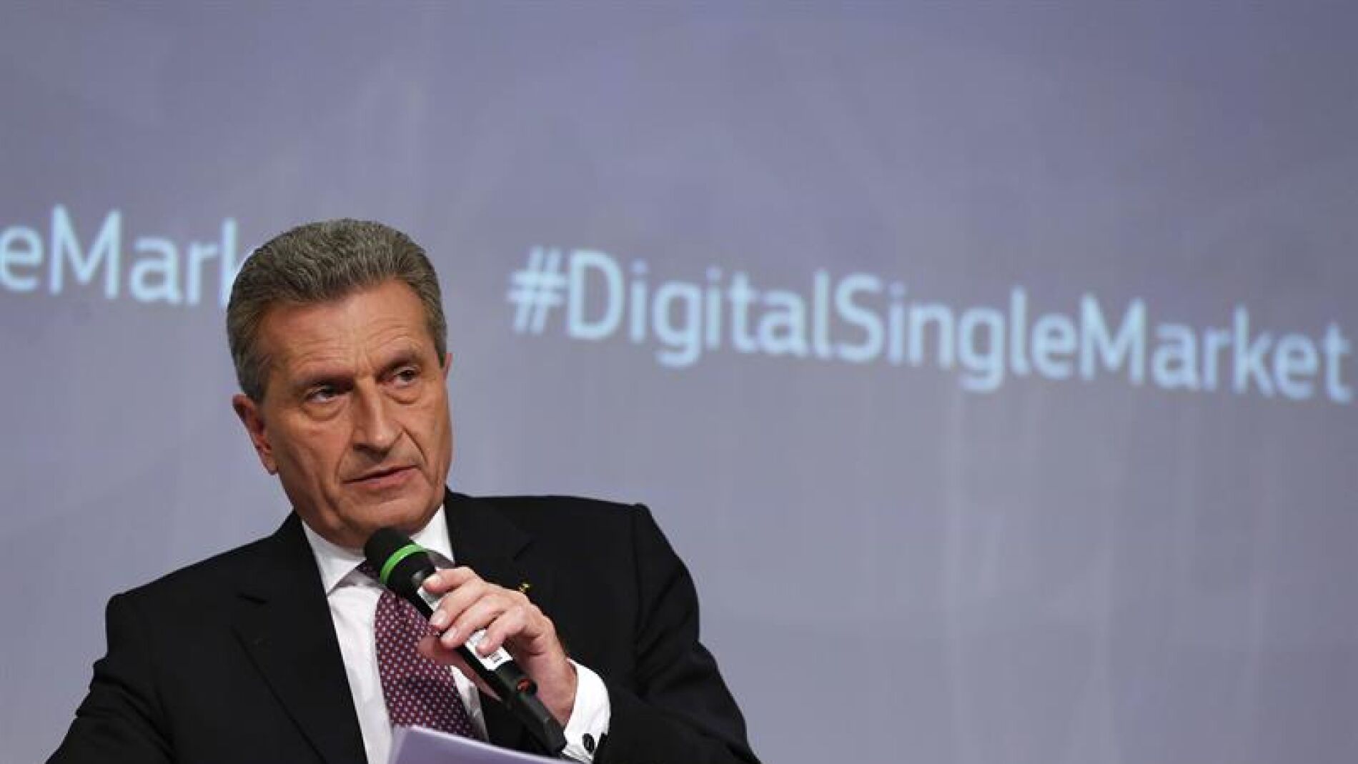 El comisario europeo de Econom&iacute;a y Sociedad Digitales, G&uuml;nther Oettinger. 