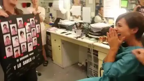 La sorpresa fin de rodaje que emociona a Paula Echevarría La sorpresa fin de rodaje que emociona a Paula Echevarría