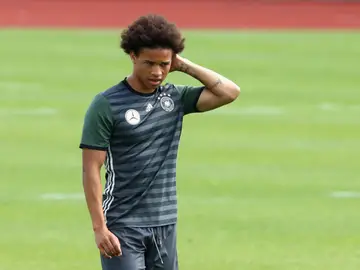 Leroy Sané durante un entrenamiento con Alemania Leroy Sané durante un entrenamiento con Alemania