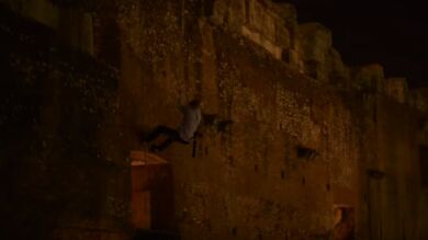 Dos jóvenes graban un vídeo nocturno en el Coliseo de Roma tras burlar las medidas de seguridad