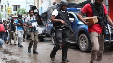 Bangladesh bloquea los servicios de Internet y telefonía ante un posible ataque yihadista