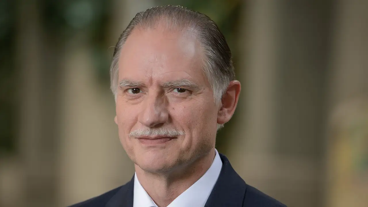 Nancho Novo es Félix Novoa en 'Amar es para siempre'
