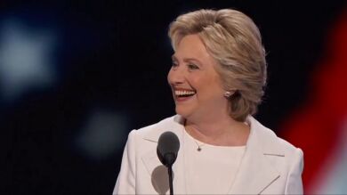 Clinton aventaja en las encuestas a Trump