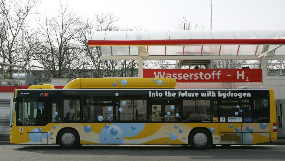 Autobús repostando en Alemania