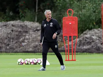 Mourinho se defiende de las críticas Mourinho se defiende de las críticas