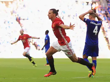 Ibrahimovic celebra el gol de la victoria ante el Leicester Ibrahimovic celebra el gol de la victoria ante el Leicester