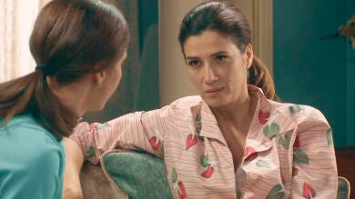 Adela no entra en razón