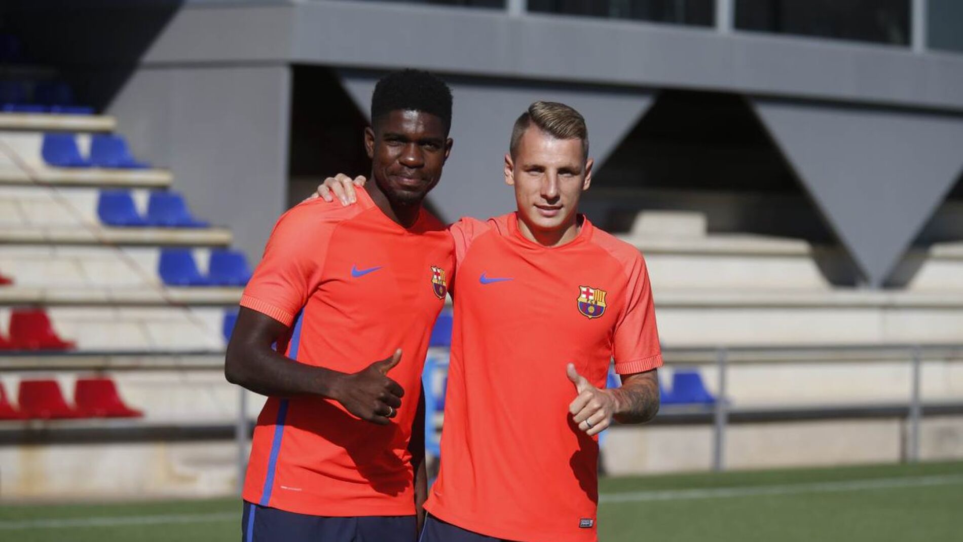 Umtiti, junto a Lucas Digne