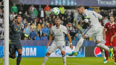 Sergio Ramos empata la final de la Supercopa de Europa en el minuto 92:34