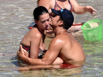Katy Perry y Orlando Bloom disfrutan en Cerdeña Katy Perry y Orlando Bloom disfrutan en Cerdeña