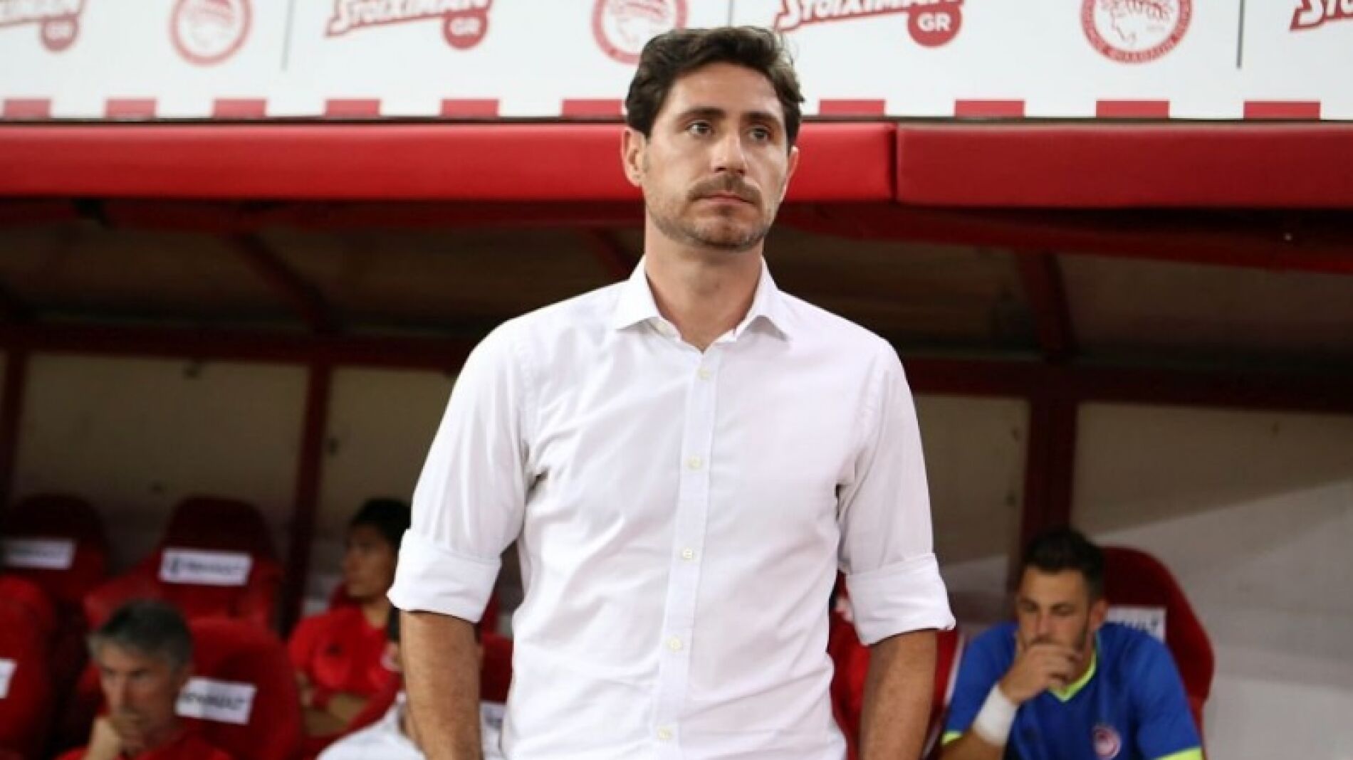 V&iacute;ctor S&aacute;nchez del Amo, destituido como t&eacute;cnico del Olympiacos