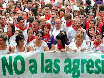 Protesta por las agresiones sexuales en Pamplona durante los Sanfermines Protesta por las agresiones sexuales en Pamplona durante los Sanfermines