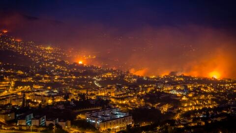 Tres muertos en el grave incendio que azota la capital de Madeira