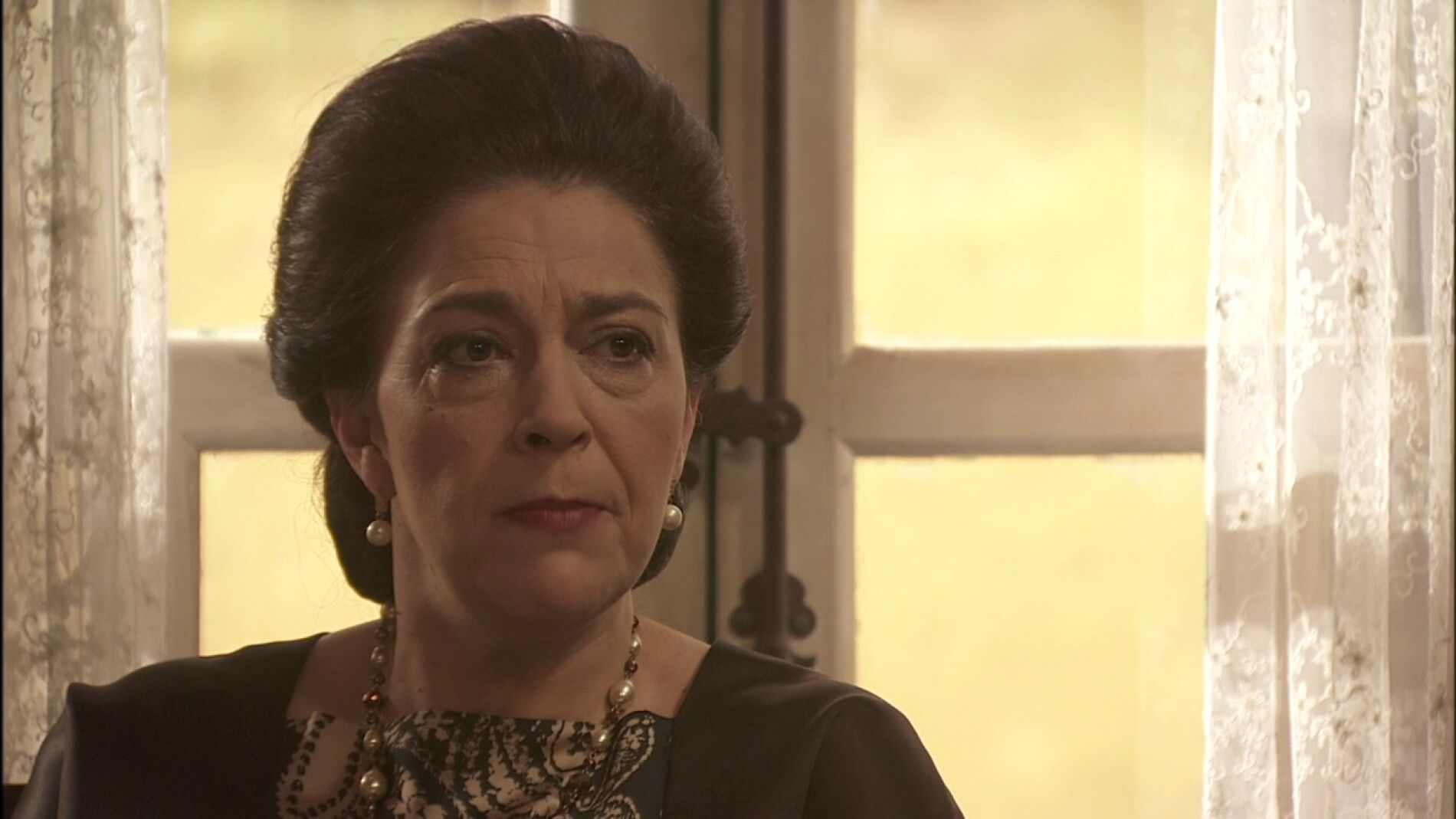 Francisca planta cara al Intendente 