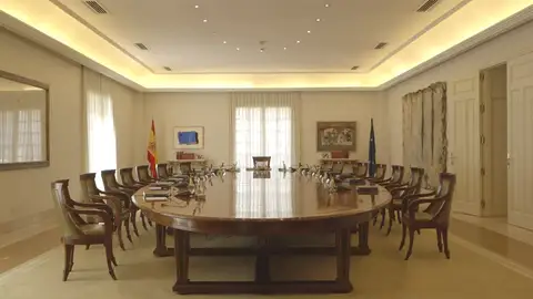 Frame 3.640792 de: Diferentes estudios advierten de que el crecimiento económico se puede resentir por la parálisis política Frame 3.640792 de: Diferentes estudios advierten de que el crecimiento económico se puede resentir por la parálisis política