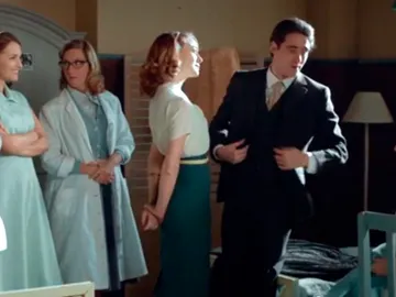 Las chicas están convencidas de que entre Luisa y Jonás hay algo Las chicas están convencidas de que entre Luisa y Jonás hay algo