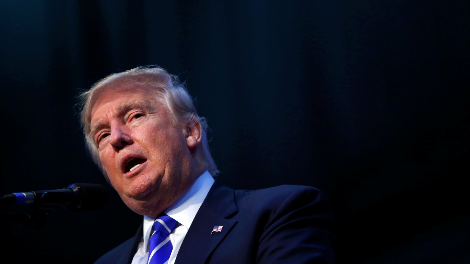 El candidato republicano para gobernar EEUU, Donald Trump, en un mitin en Florida