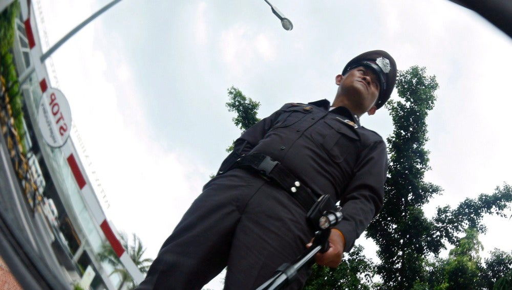 Un oficial de policía tailandés