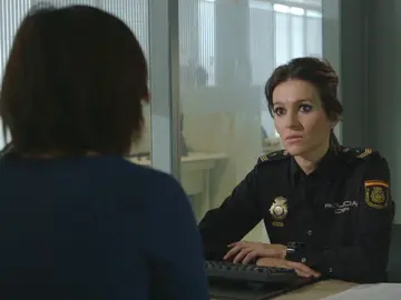 Frame 19.525082 de: Nuevo protocolo de actuación que la policia facilita a las víctimas de la violencia de género Frame 19.525082 de: Nuevo protocolo de actuación que la policia facilita a las víctimas de la violencia de género