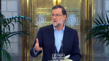 Mariano Rajoy en una rueda de prensa en el Congreso