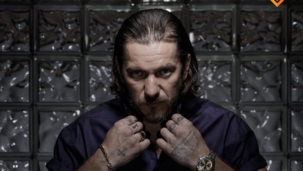 Florín Opritescu es Vlad