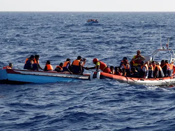 Rescate frente a las costas de Libia Rescate frente a las costas de Libia