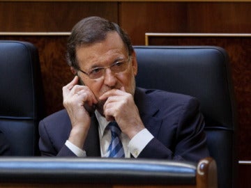 Mariano Rajoy al teléfono