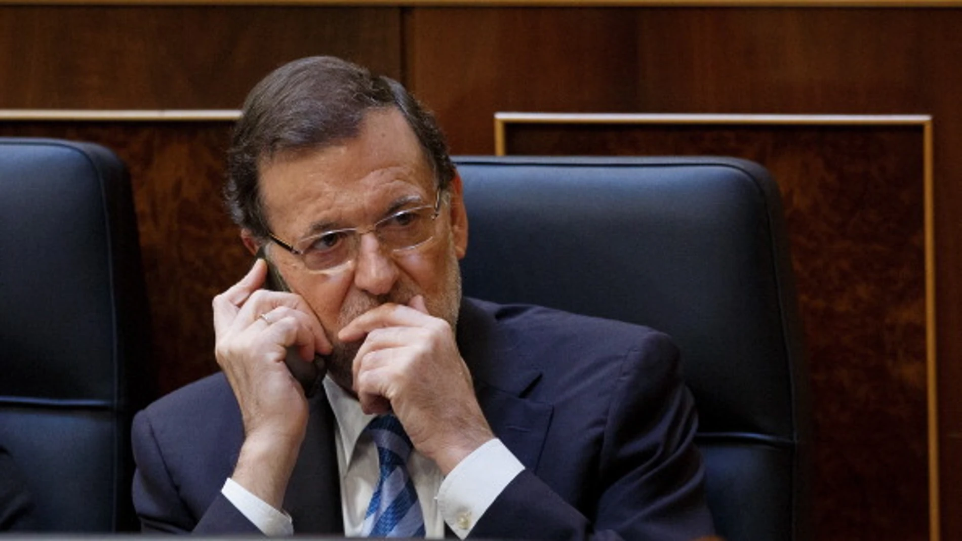 Mariano Rajoy al teléfono Mariano Rajoy al teléfono