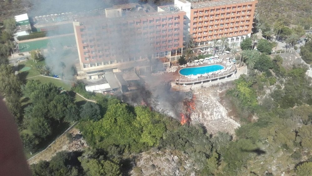 hotel donde han sido desalojadas 800 personas por un incendio