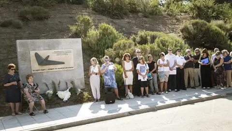 Homenaje a las víctimas del accidente de Spanair Homenaje a las víctimas del accidente de Spanair