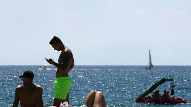 El verano se resiste a dejarnos y las temperaturas volverán a subir mañana en casi toda España