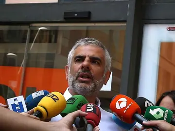 El portavoz parlamentario de Ciudadanos (C's) en Cataluña y miembro del Comité Ejecutivo del partido, Carlos Carrizosa (c) El portavoz parlamentario de Ciudadanos (C's) en Cataluña y miembro del Comité Ejecutivo del partido, Carlos Carrizosa (c)