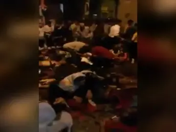 Frame 19.255817 de: Al menos 22 de los fallecidos por el atentado suicida en Turquía eran menores de 14 años Frame 19.255817 de: Al menos 22 de los fallecidos por el atentado suicida en Turquía eran menores de 14 años