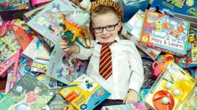 Nathan, el niño de 5 años que dona todos los regalos de su cumpleaños a los niños huérfanos