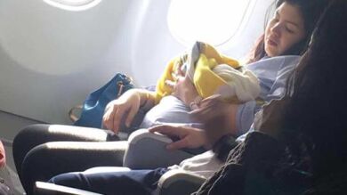 Una mujer da a luz a una niña en el avión durante un vuelo de Dubai a Manila