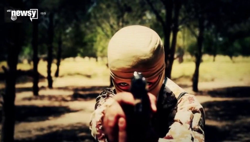 Frame 23.03158 de: Daesh utiliza sin escrúpulos a niños para cometer sus matanzas