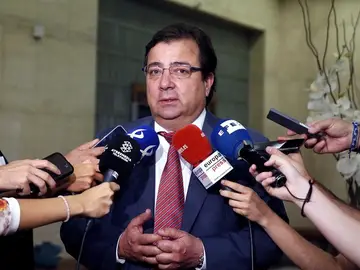 Guillermo Fernández Vara Guillermo Fernández Vara