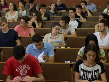 Universitarios Universitarios