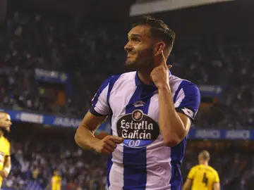 Lucas Pérez en un partido con el Deportivo de la Coruña Lucas Pérez en un partido con el Deportivo de la Coruña