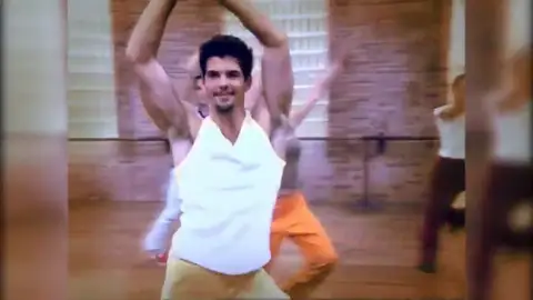 Frame 38.00167 de: Cabecera 'Un paso Adelante' Frame 38.00167 de: Cabecera 'Un paso Adelante'