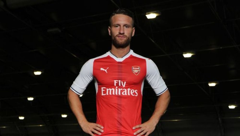 Mustafi, nuevo 'gunner'