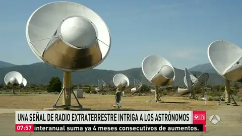 Frame 12.497877 de: extraterrestre Frame 12.497877 de: extraterrestre