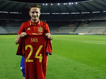 Sául, feliz por su debut con la selección española. Sául, feliz por su debut con la selección española.
