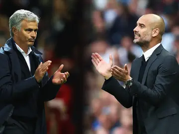 Mourinho y Guardiola, ahora entrenadores de United y City Mourinho y Guardiola, ahora entrenadores de United y City