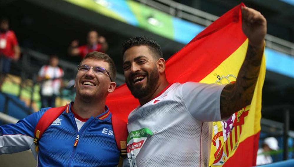 Kim López celebra la medalla de oro lograda en Río