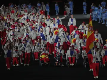 La delegación paralímpica española recorre el estadio de Maracaná La delegación paralímpica española recorre el estadio de Maracaná